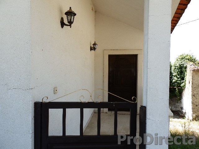 Large villa in excellent condition in the area of Góis