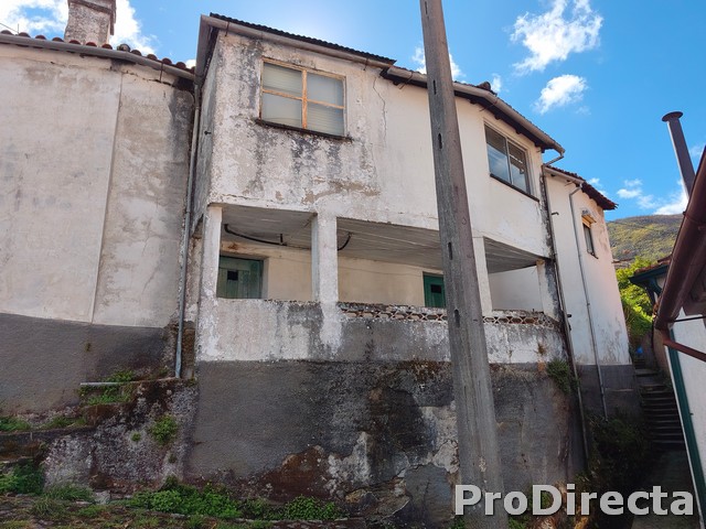 For Sale — House in Enxudro, Benfeita - PD0594